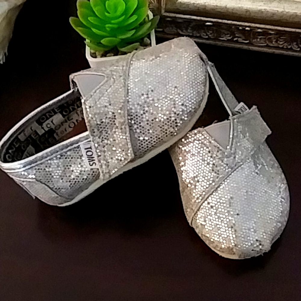 Silver Toms